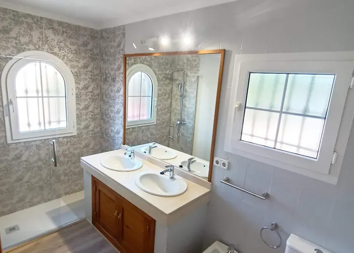 Matisse Luxury Villa *